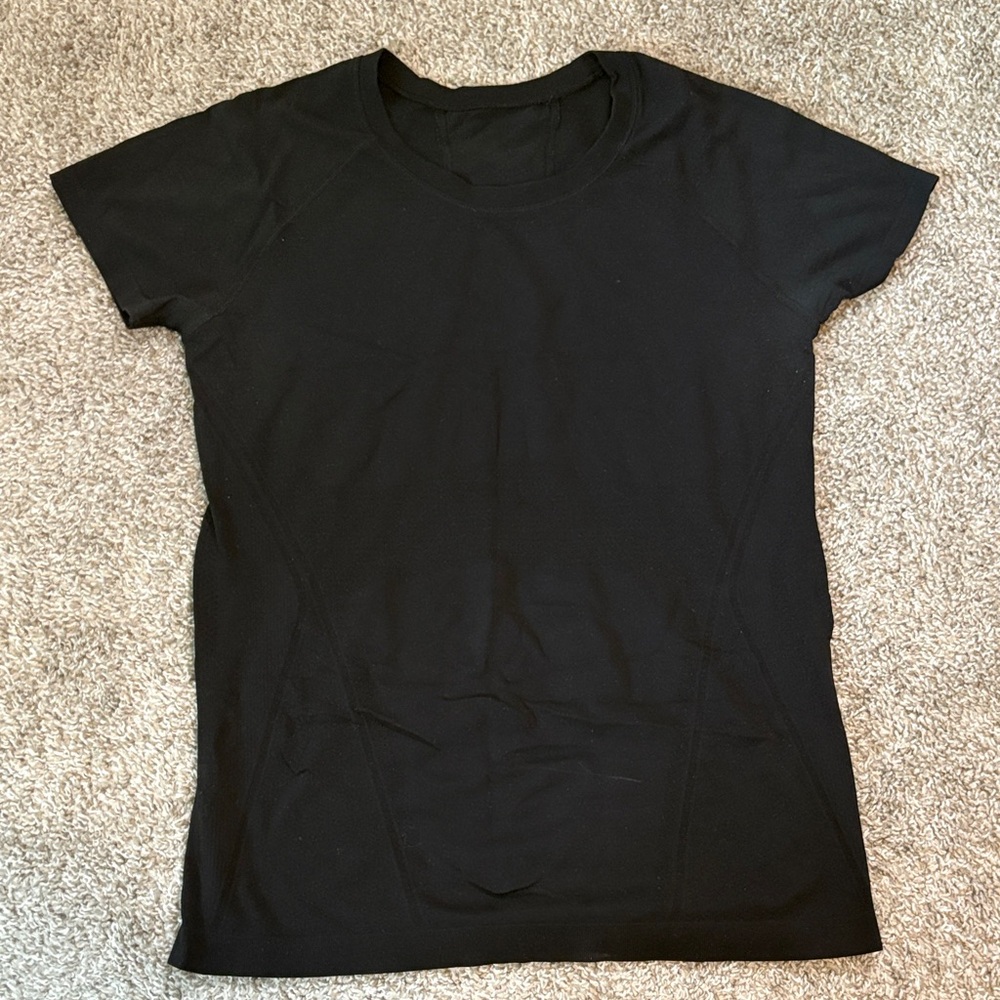 Lululemon Ivivva Kids Swiftly Tech Tee- Size 16- black